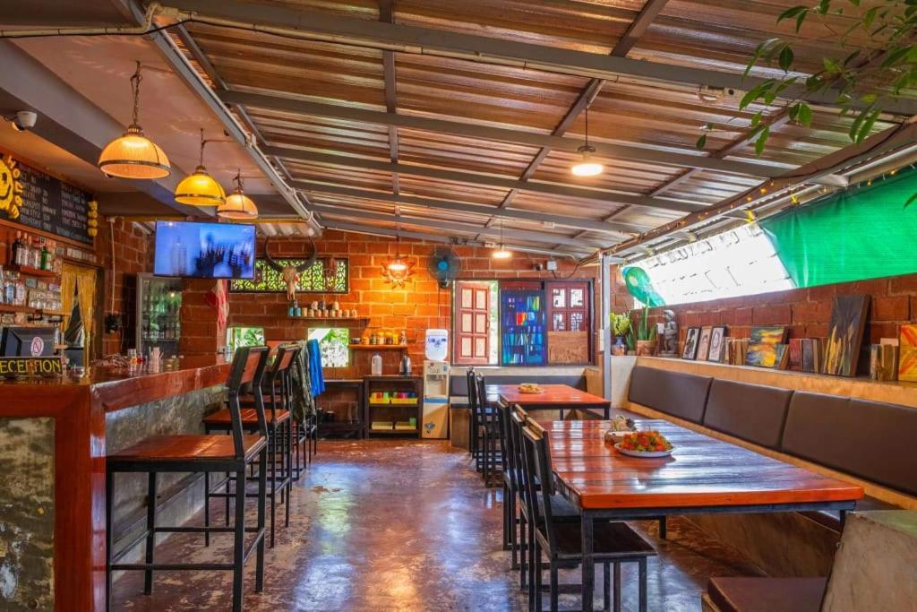 Hostel Happy House Backpackers Pai Exterior foto